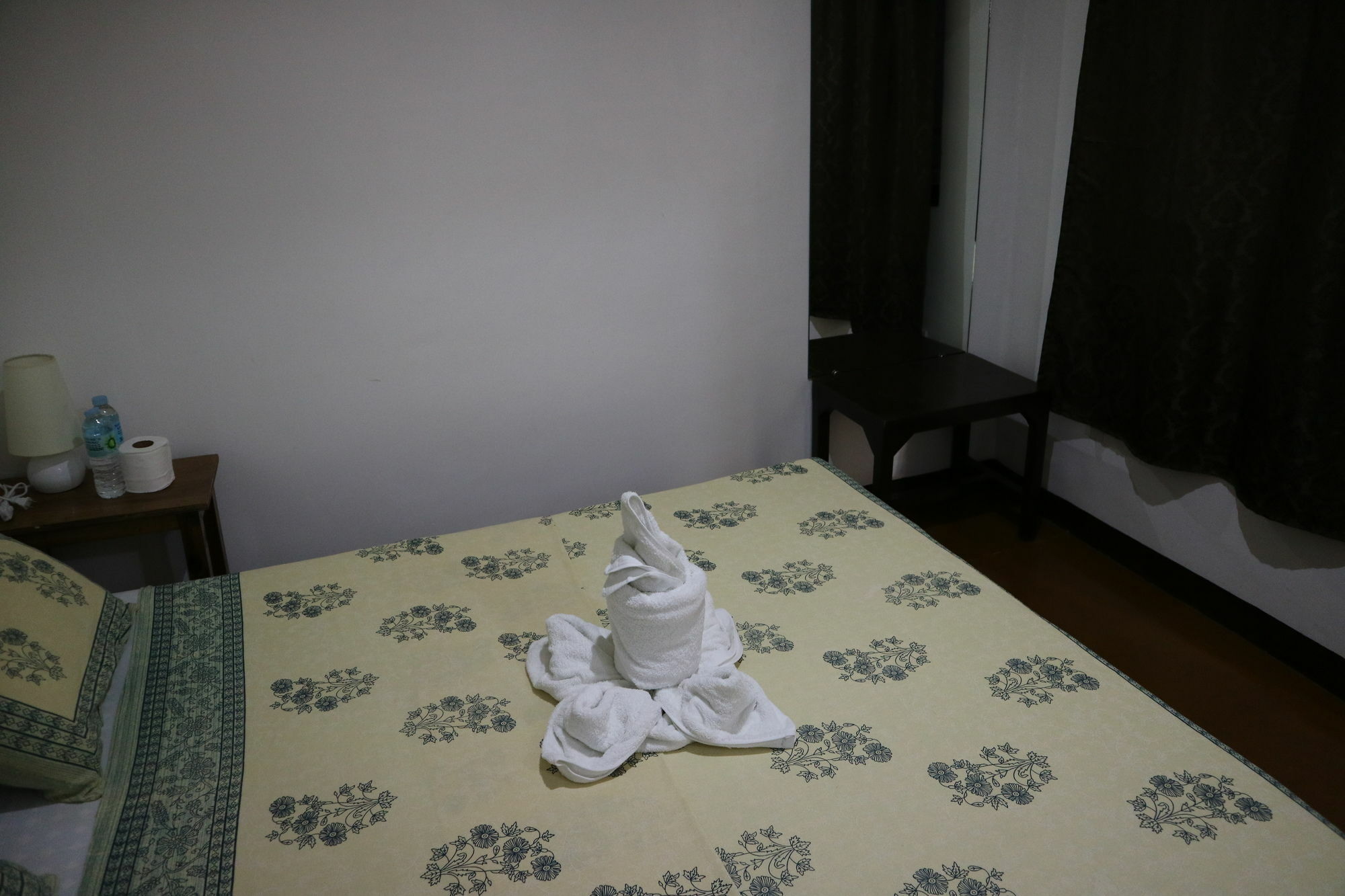 Ashok Homestay Ель-Нідо Екстер'єр фото